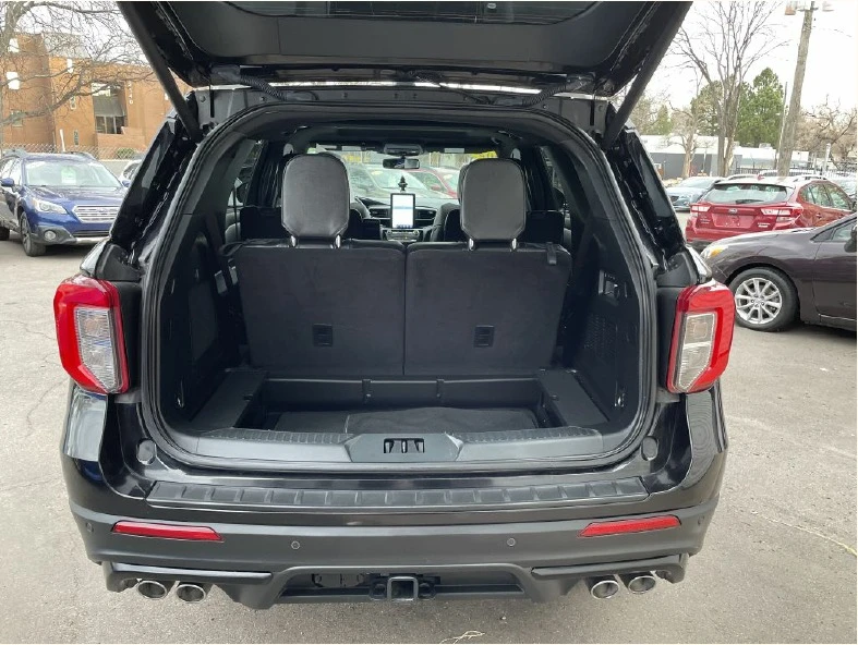 2023 Ford Explorer 6th Gen - Image 18 of 20