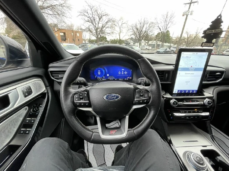 2023 Ford Explorer 6th Gen - Image 13 of 20