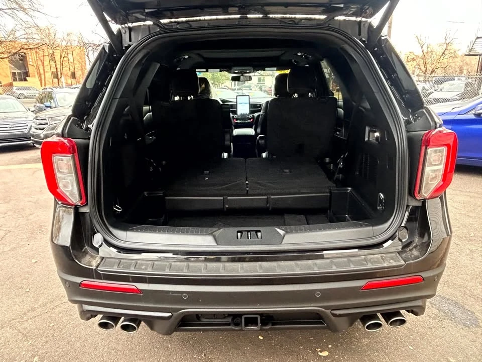 2023 Ford Explorer 6th Gen - Image 17 of 19