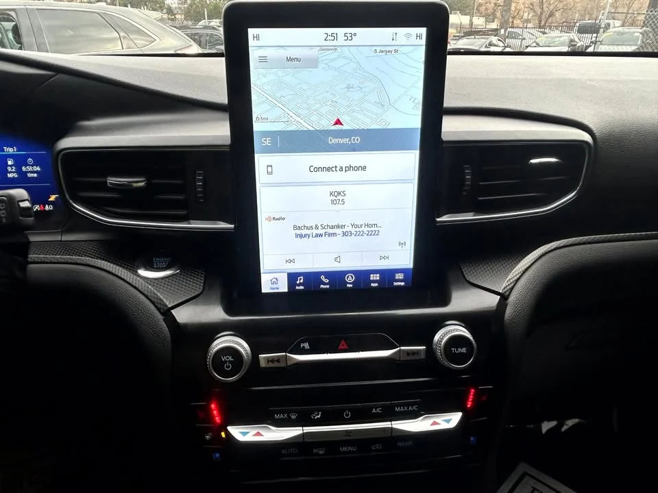 2023 Ford Explorer 6th Gen - Image 14 of 19