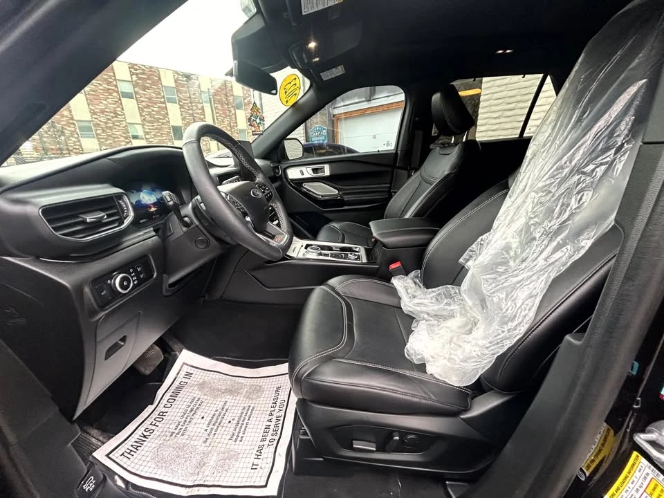 2023 Ford Explorer 6th Gen - Image 8 of 19