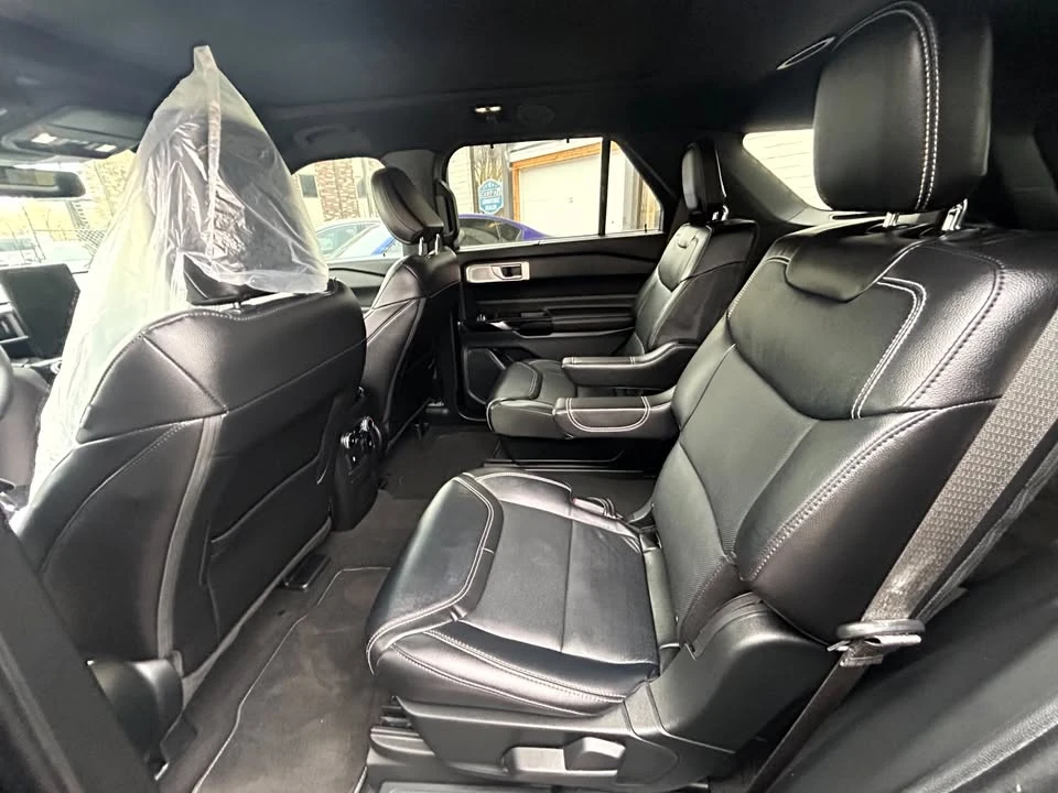 2023 Ford Explorer 6th Gen - Image 9 of 19
