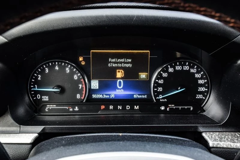 2023 Ford Explorer 6th Gen - Image 14 of 20