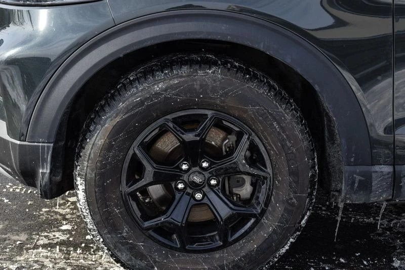 2023 Ford Explorer 6th Gen - Image 7 of 20