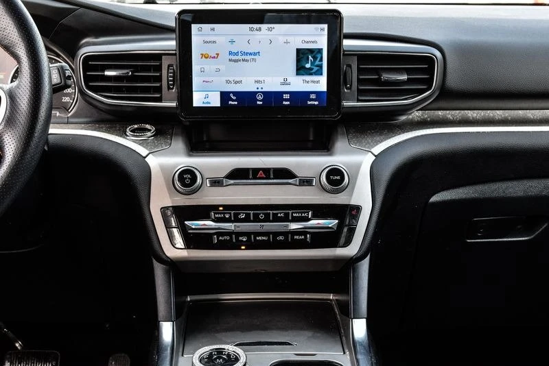 2023 Ford Explorer 6th Gen - Image 18 of 20