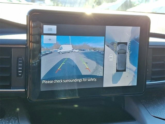 2023 Ford Explorer 6th Gen - Image 18 of 19