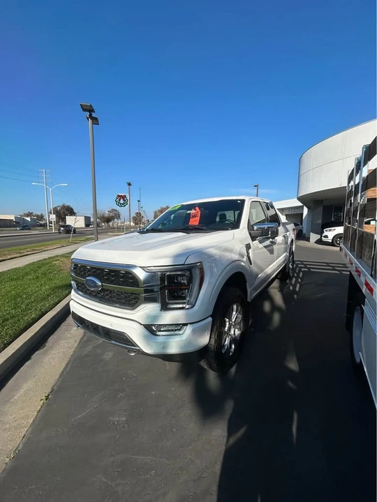 2023 Ford F-150 14th Gen - Image 2 of 9