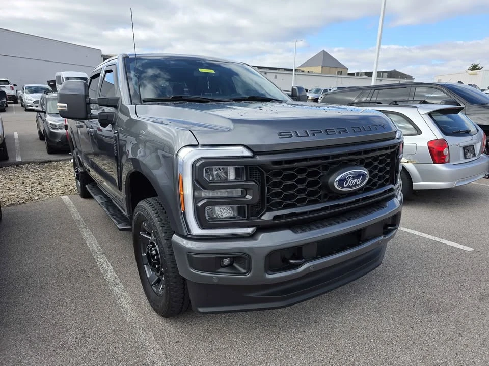 2023 Ford Super Duty 5th Gen - Image 2 of 11