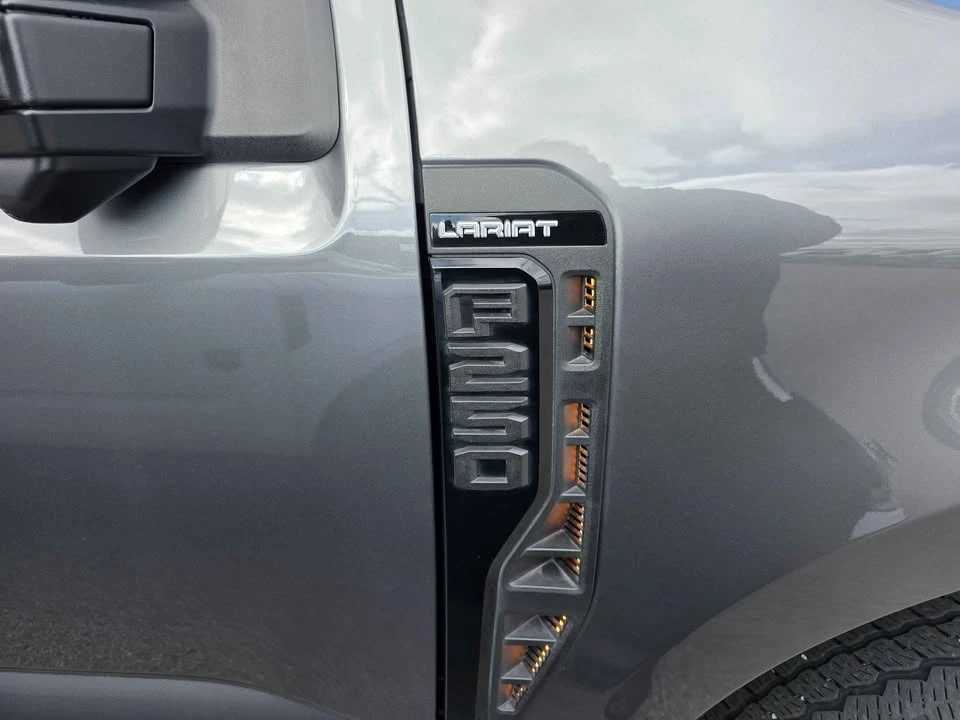 2023 Ford Super Duty 5th Gen - Image 4 of 11