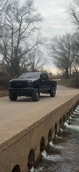 2023 Ford Super Duty 5th Gen - Image 7 of 10