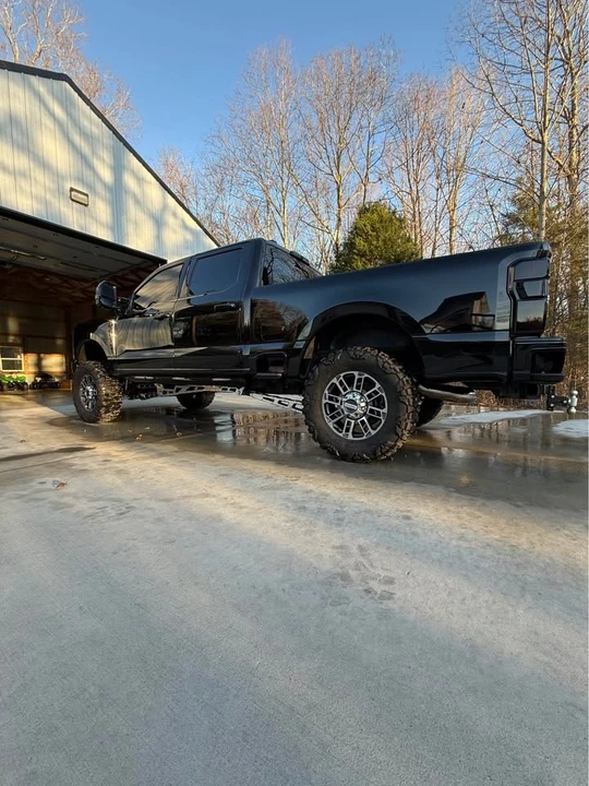 2023 Ford Super Duty 5th Gen - Image 3 of 10