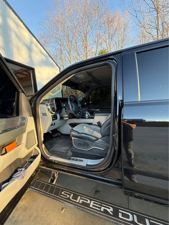2023 Ford Super Duty 5th Gen - Image 8 of 10