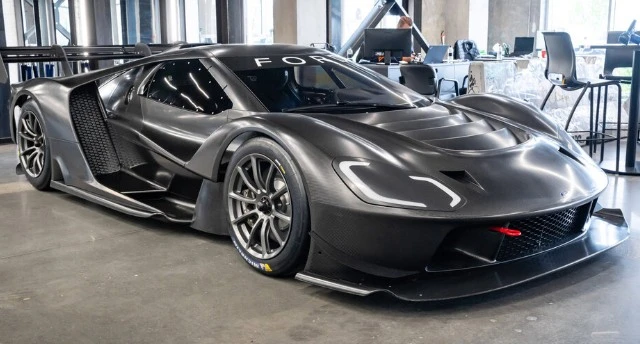 2023 Ford GT 2nd Gen - Image 2 of 8