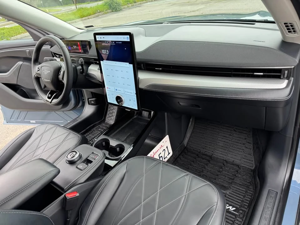 2023 Ford Mustang Mach-E - Image 10 of 19