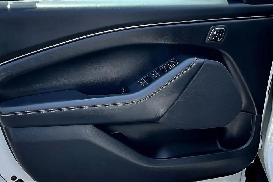 2023 Ford Mustang Mach-E - Image 20 of 20