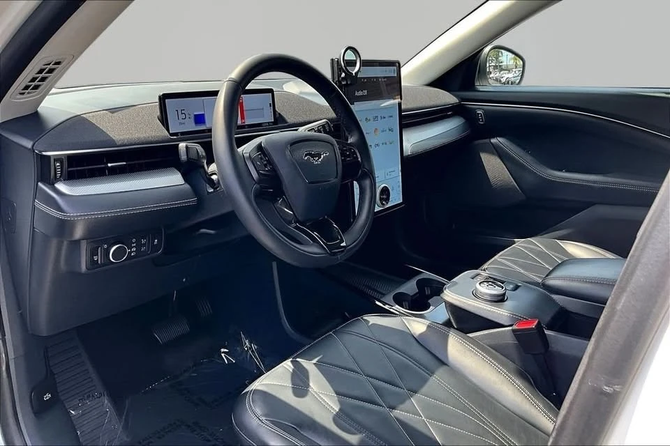 2023 Ford Mustang Mach-E - Image 18 of 20