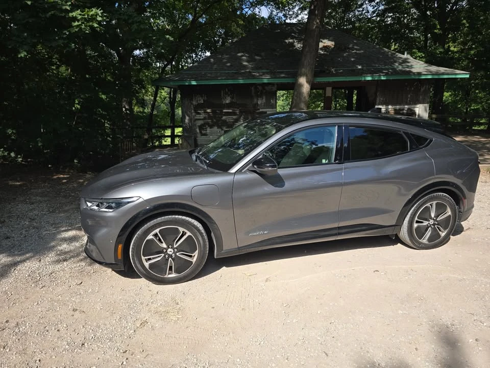2023 Ford Mustang Mach-E - Image 2 of 9