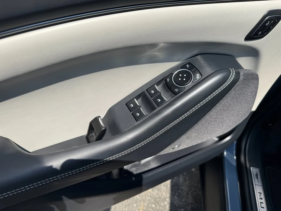2023 Ford Mustang Mach-E - Image 10 of 18