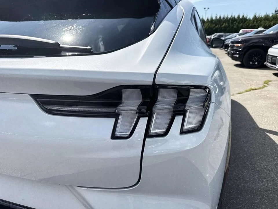 2023 Ford Mustang Mach-E - Image 11 of 20