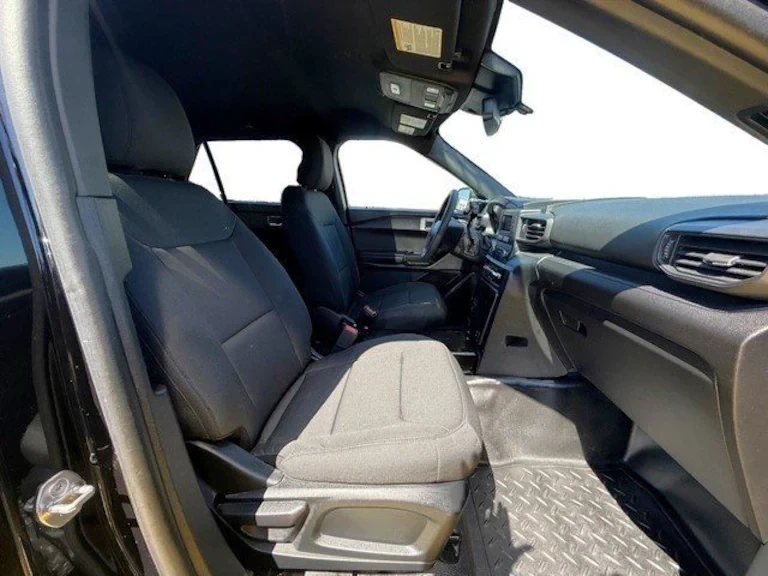 2023 Ford Explorer 6th Gen - Image 9 of 13