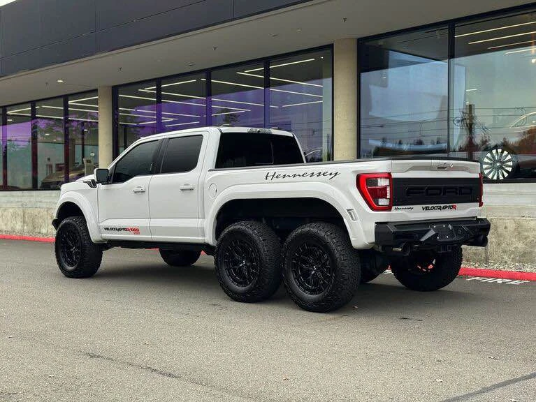 2023 Hennessey - Image 3 of 20