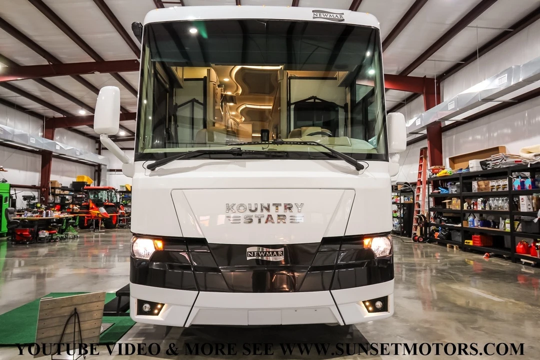 2023 Freightliner - Image 3 of 21