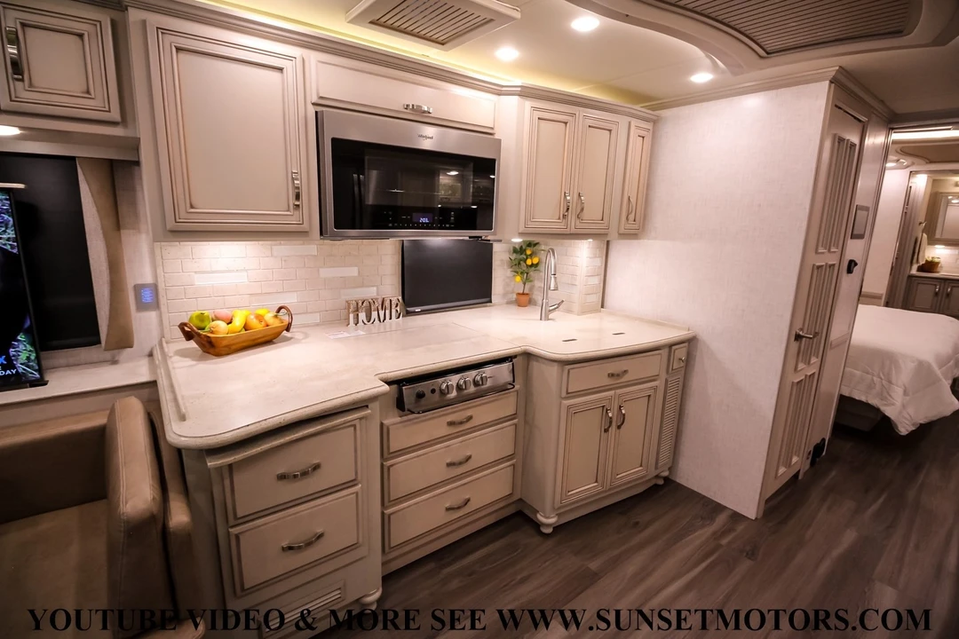 2023 Freightliner - Image 16 of 21