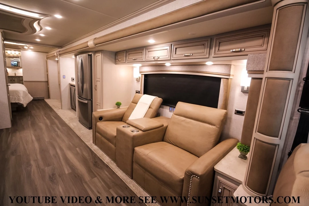 2023 Freightliner - Image 14 of 21
