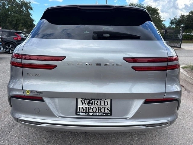 2023 Genesis GV70 - Image 18 of 21