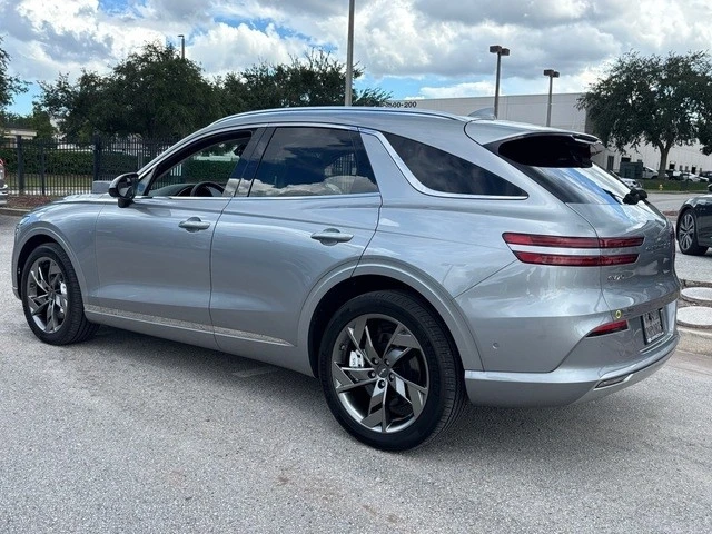 2023 Genesis GV70 - Image 10 of 21