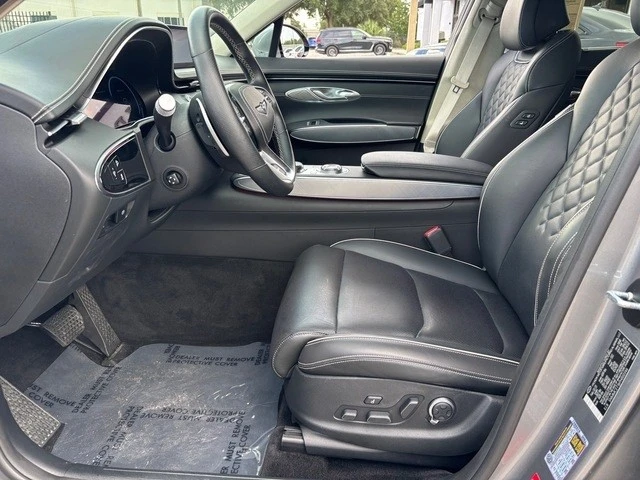 2023 Genesis GV70 - Image 11 of 12