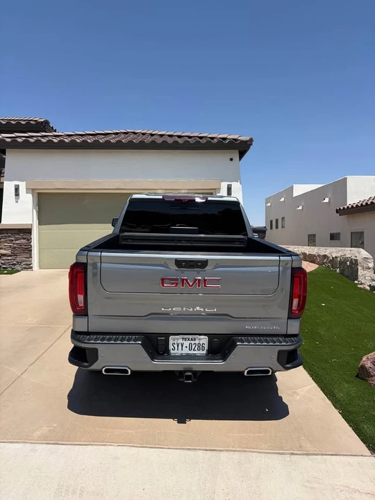 2023 GMC Sierra 5th Gen - Image 4 of 7