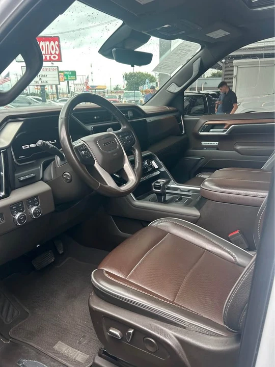 2023 GMC Sierra 5th Gen - Image 4 of 4