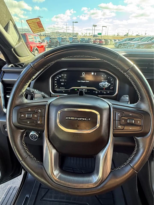 2023 GMC Sierra 5th Gen - Image 12 of 21