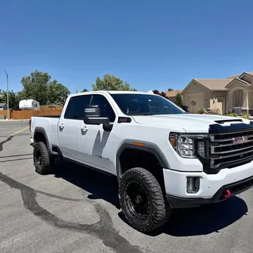 2023 GMC 3500 AT4