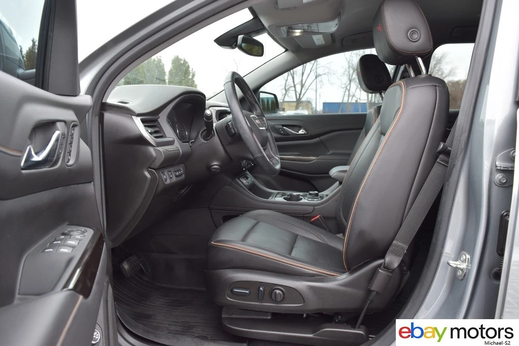 2023 GMC Acadia - Image 10 of 21