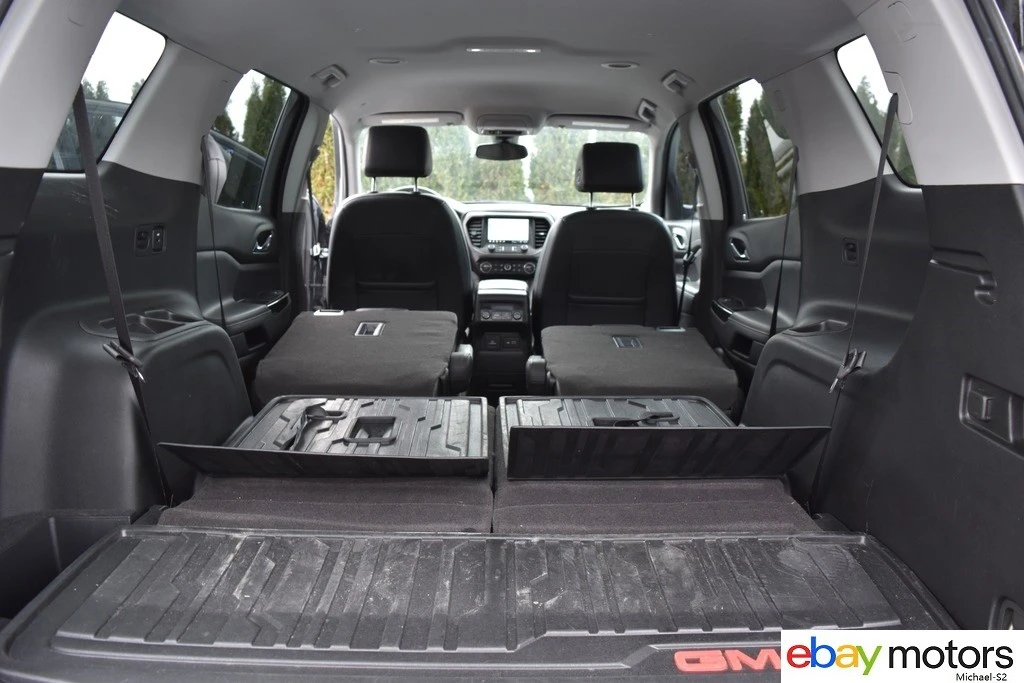 2023 GMC Acadia - Image 16 of 21