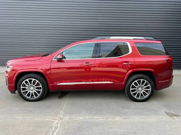 2023 GMC Acadia - Image 9 of 21