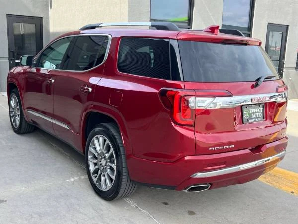 2023 GMC Acadia - Image 8 of 21