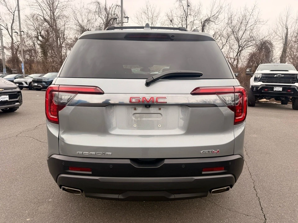 2023 GMC Acadia - Image 5 of 12