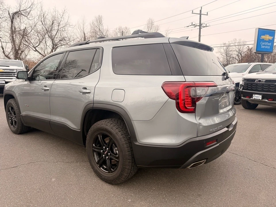 2023 GMC Acadia - Image 4 of 12