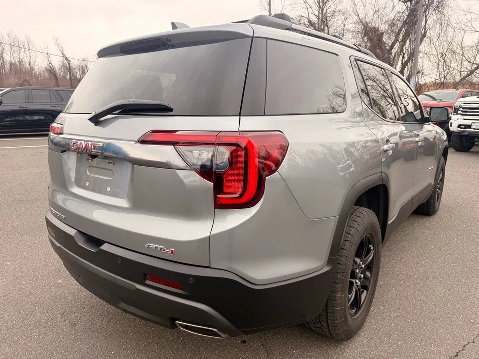 2023 GMC Acadia - Image 6 of 12