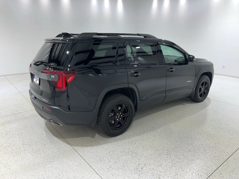 2023 GMC Acadia - Image 5 of 12