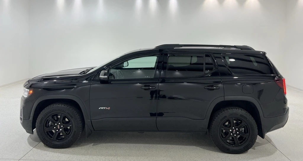 2023 GMC Acadia - Image 2 of 12