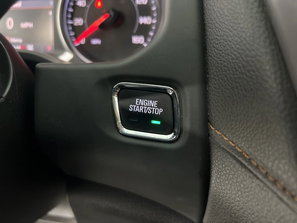2023 GMC Acadia - Image 15 of 21