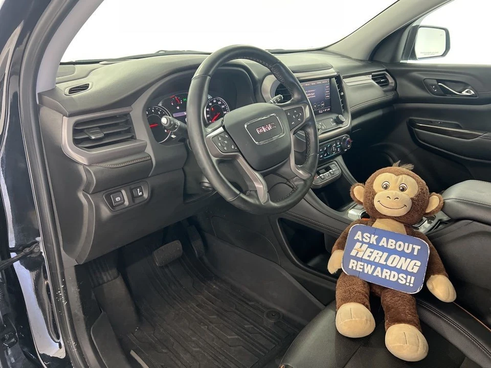 2023 GMC Acadia - Image 9 of 21