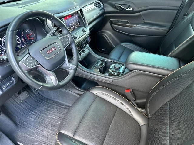 2023 GMC Acadia - Image 10 of 12