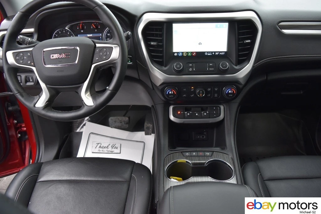 2023 GMC Acadia - Image 15 of 21