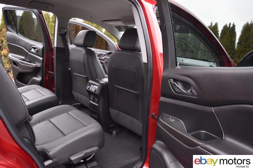 2023 GMC Acadia - Image 18 of 21