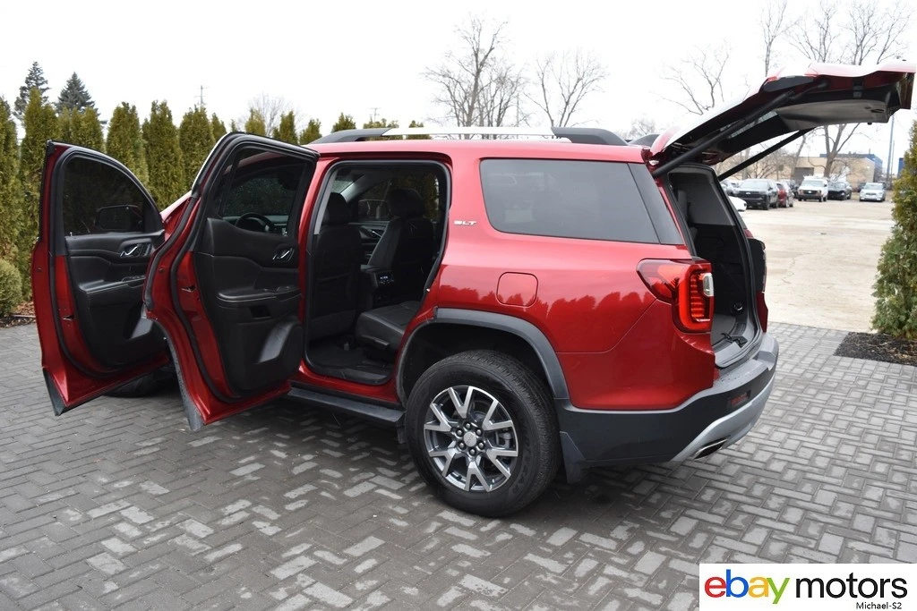 2023 GMC Acadia - Image 19 of 21